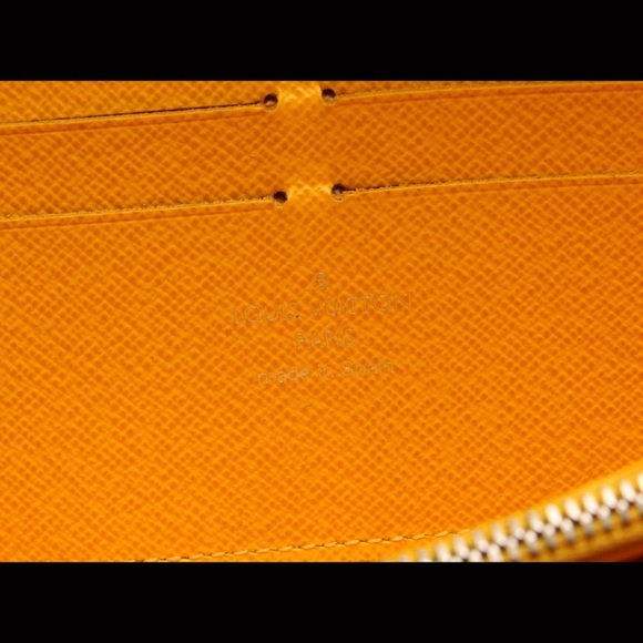 LOUIS VUITTON Zippy Long Wallet Epi Leather Mimosa - Picture 8 of 15